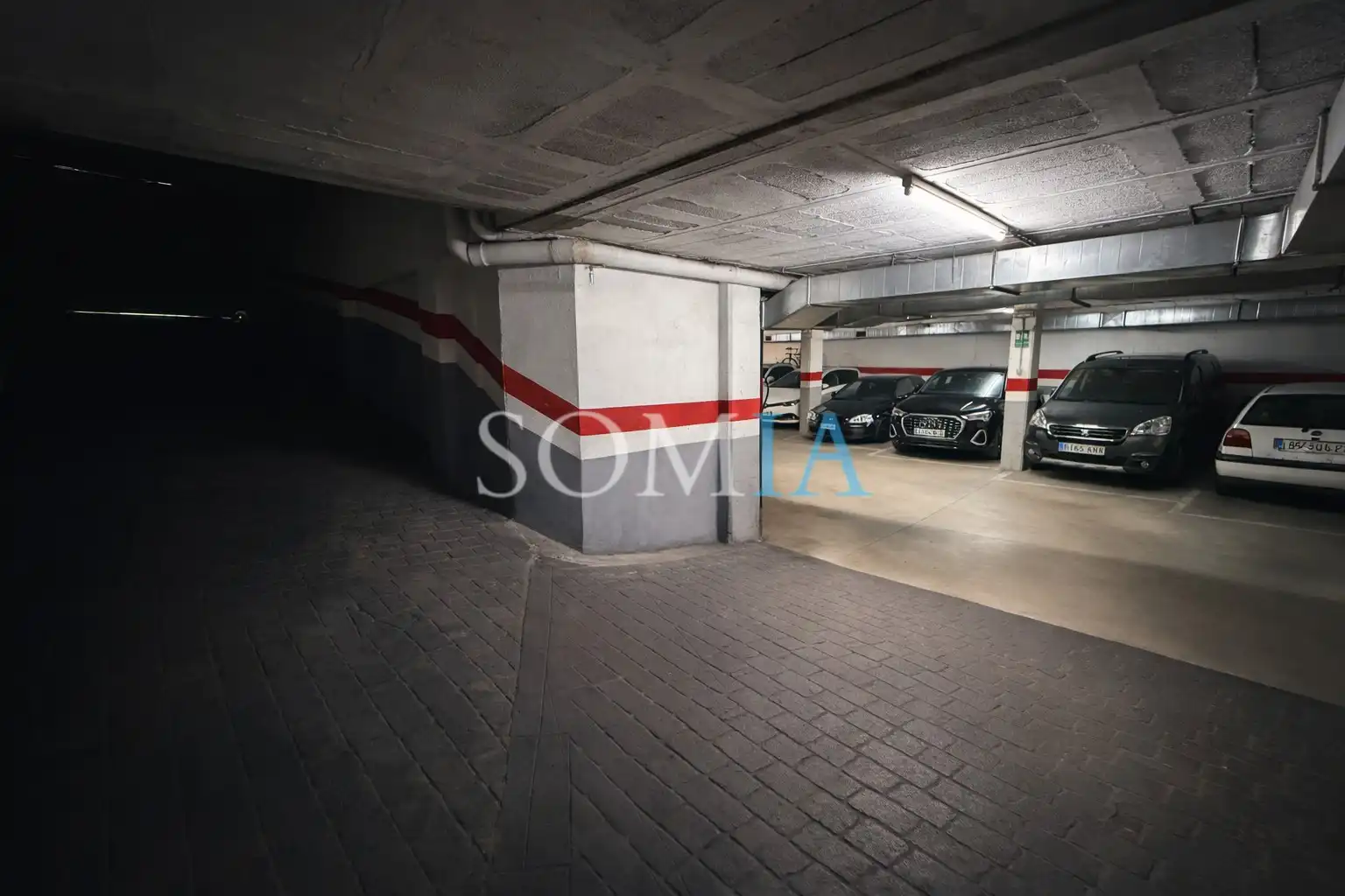 Parking de Piso en venta en Sant Celoni con Calefacción, Horno y Balcón