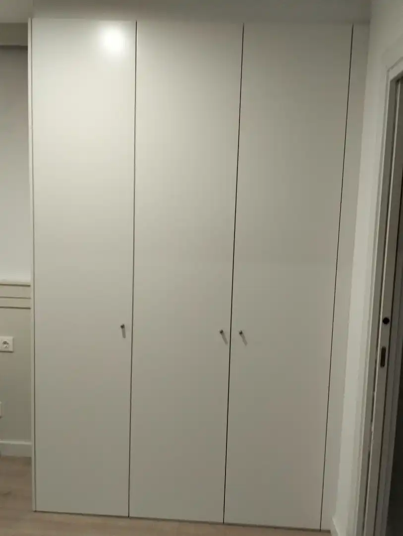 Habitación de Piso de alquiler en Badalona con Aire acondicionado, Calefacción y Parquet
