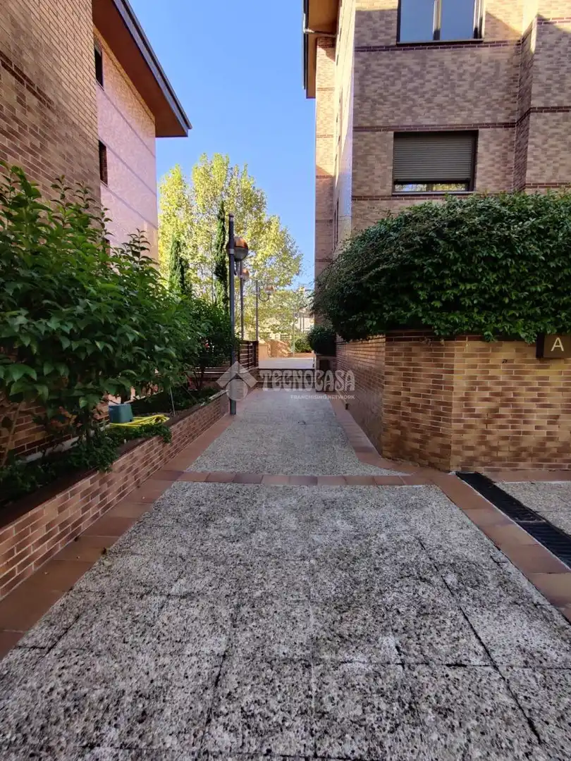 Vista exterior de Piso en venta en Boadilla del Monte con Calefacción