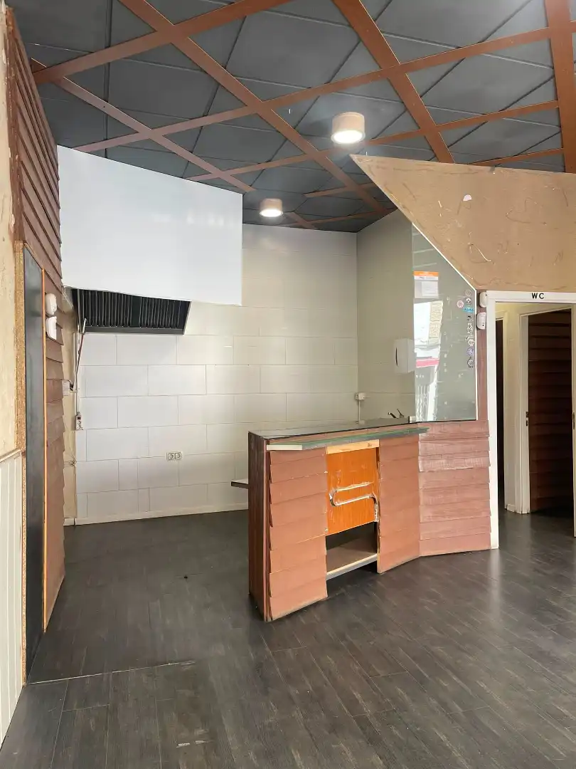 Geschaftsraum zur Miete in Plasencia mit Klimaanlage