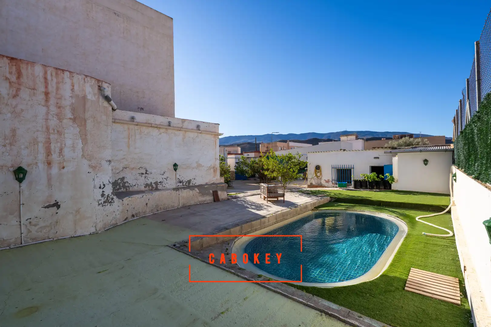 Vista exterior de Casa o xalet en venda en Tabernas amb Aire condicionat, Calefacció i Jardí privat