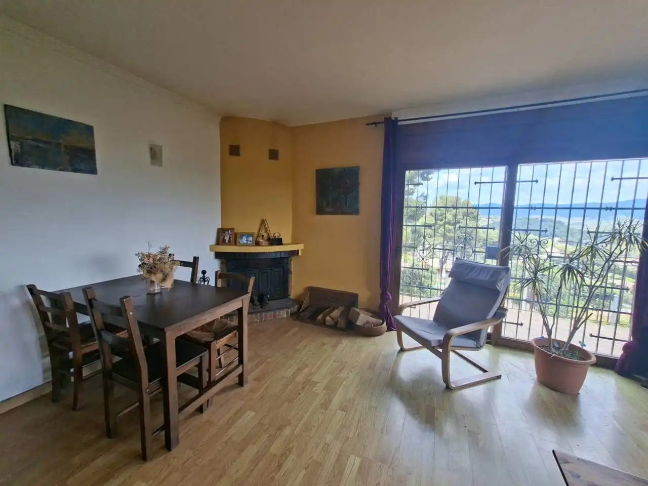 Sala de estar de Piso en venta en Sant Llorenç Savall con Jardín privado, Terraza y Trastero
