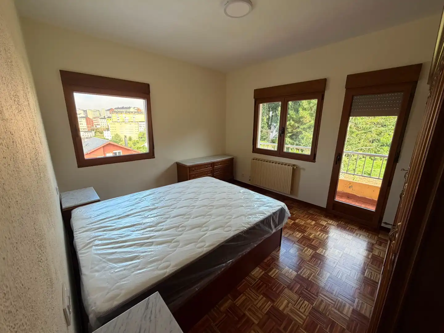 Habitación de Casa o chalet de alquiler en Lugo con Calefacción, Terraza y Amueblado