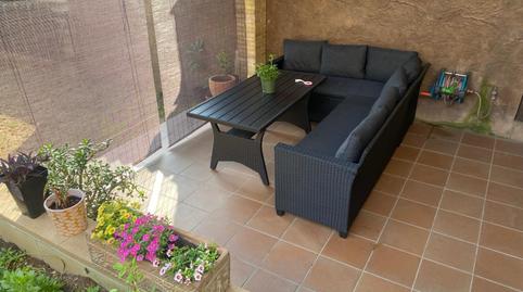 Foto 3 de Casa adosada en venda a Sant Pere, Llagostera, Girona