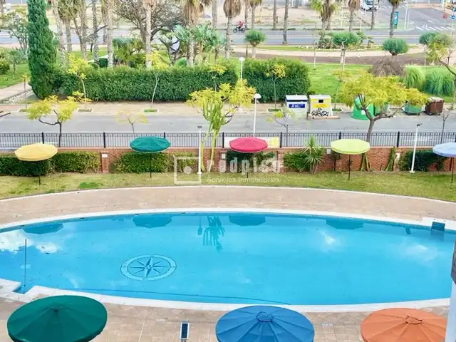Piscina de Apartament en venda en Oropesa del Mar / Orpesa amb Aire condicionat, Jardí privat i Terrassa