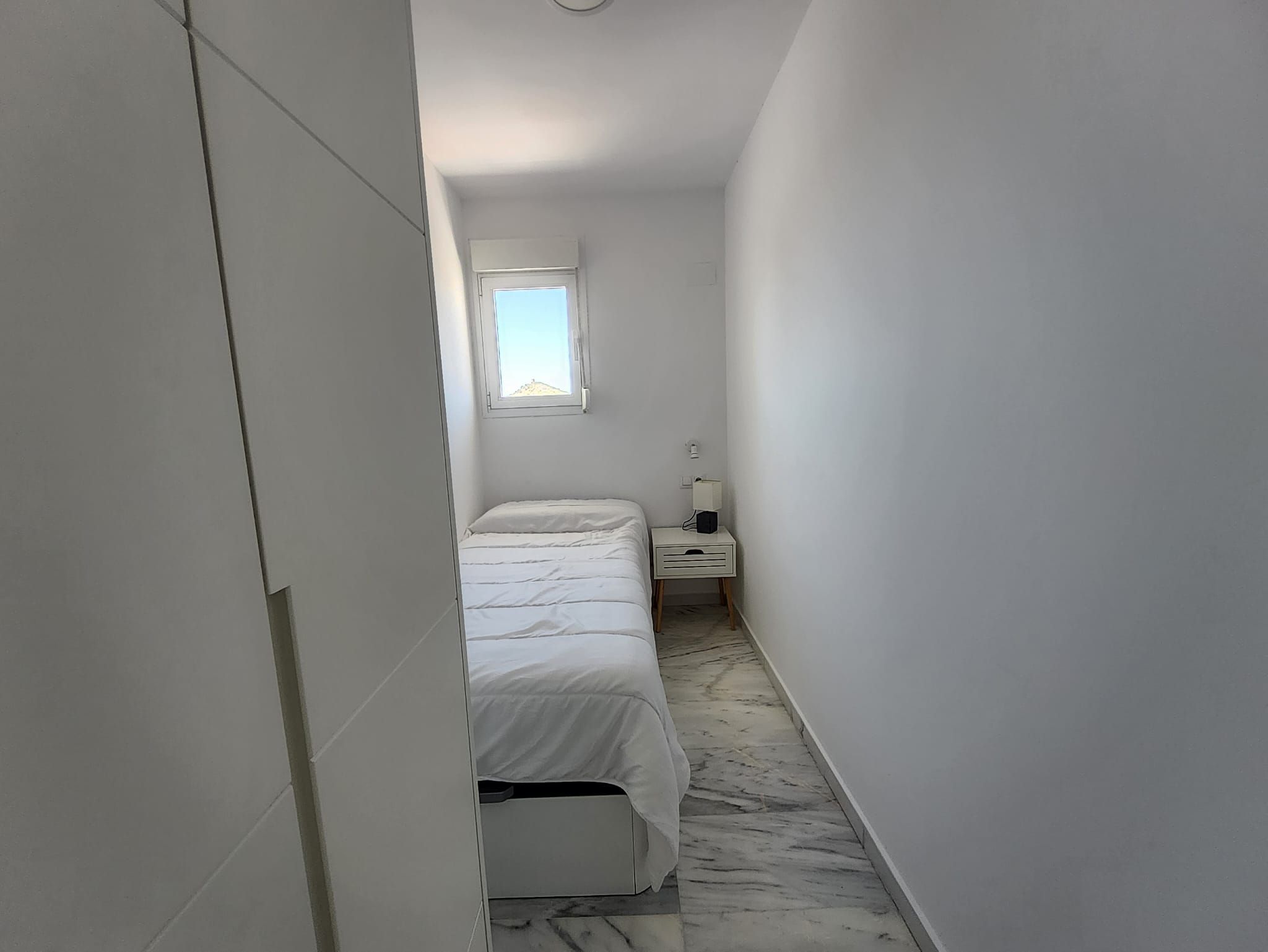 Bedroom of Apartment for sale in Benidorm  with Swimming Pool, Furnished and Community pool