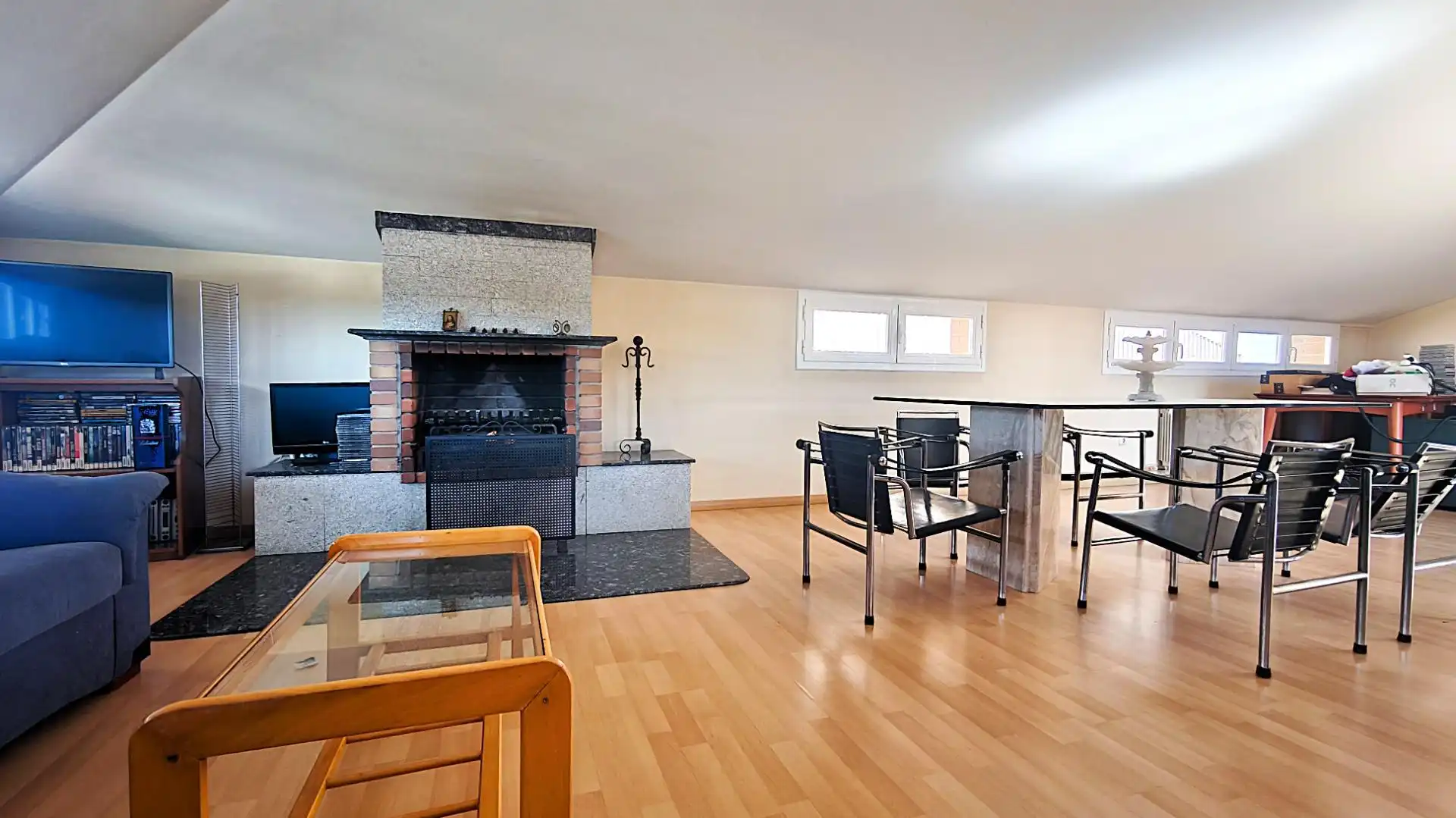 Wohnzimmer von Haus oder Chalet zum Verkauf in Sant Salvador de Guardiola mit Privatgarten, Terrasse und Schwimmbad