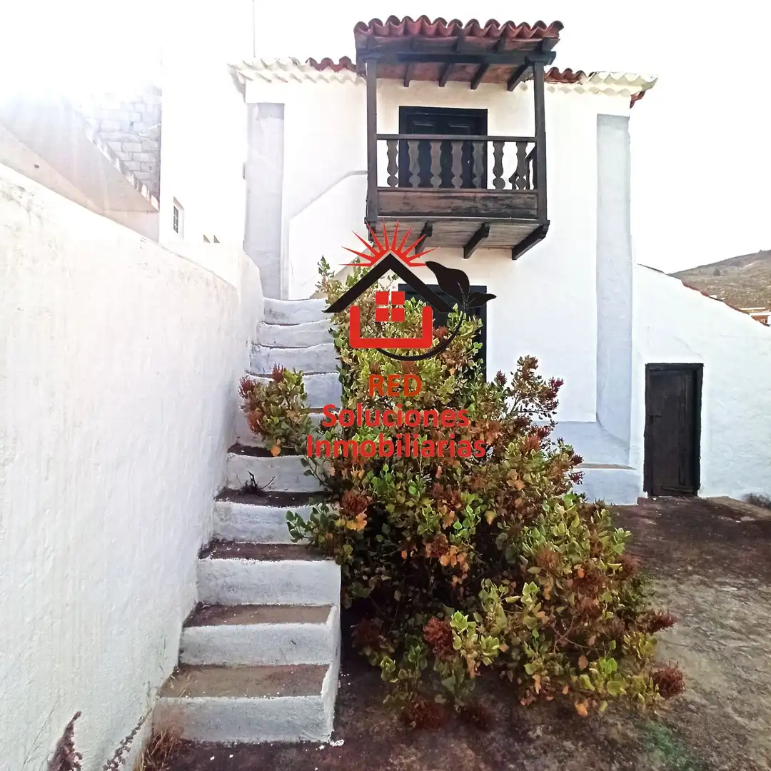 Vista exterior de Casa o xalet en venda en Candelaria