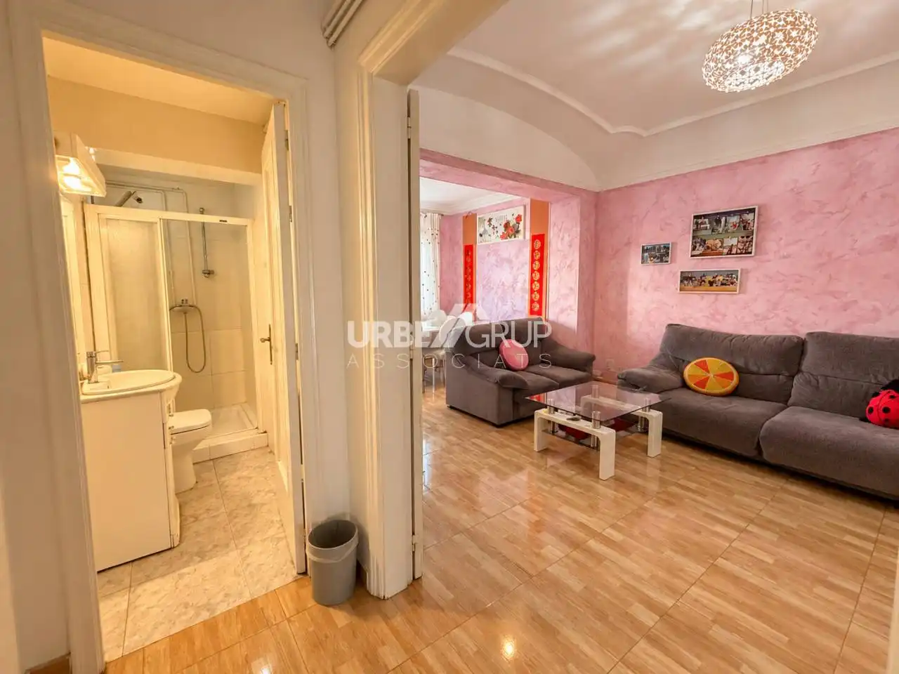 Schlafzimmer von Wohnung zum Verkauf in Terrassa mit Terrasse und Balkon