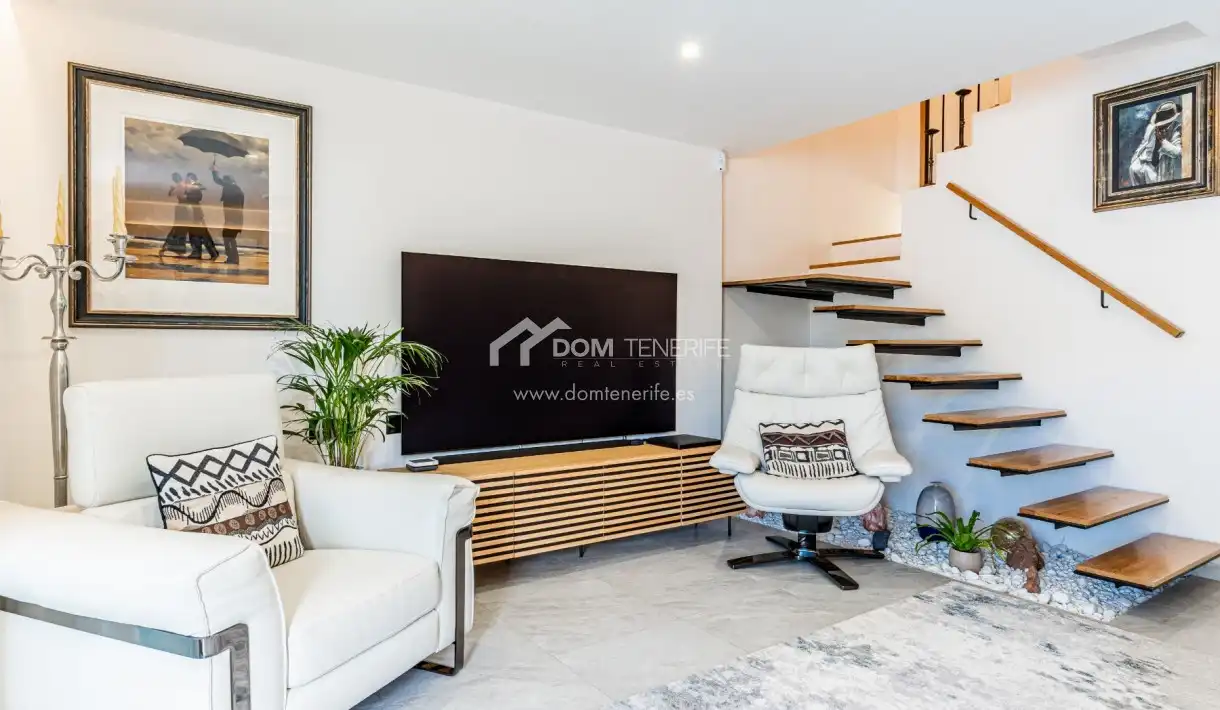 Sala de estar de Casa o chalet en venta en Arona con Terraza y Piscina