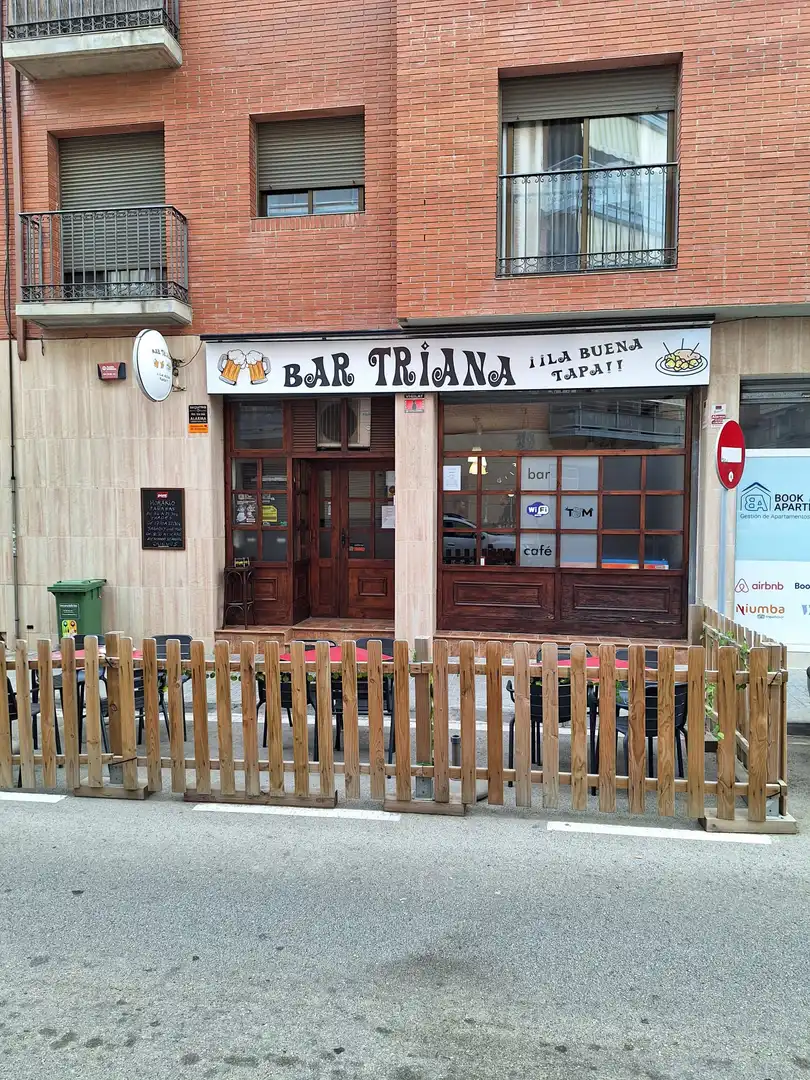 Business premises for sale in Carrer del Mas Calvo 21