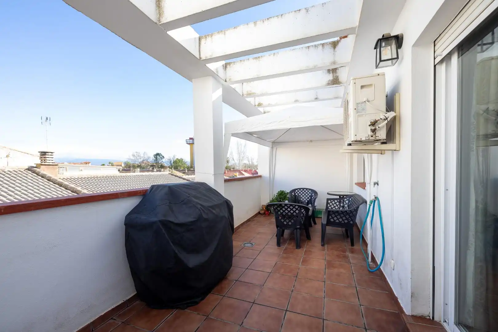 Terraza de Ático en venta en Atarfe con Aire acondicionado, Terraza y Trastero