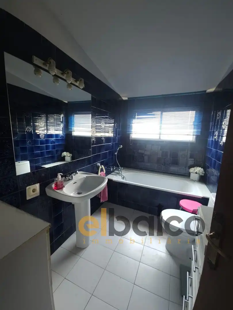 Bathroom of Country homes for sale in Valls  with Terrace, Swimming Pool and Furnished