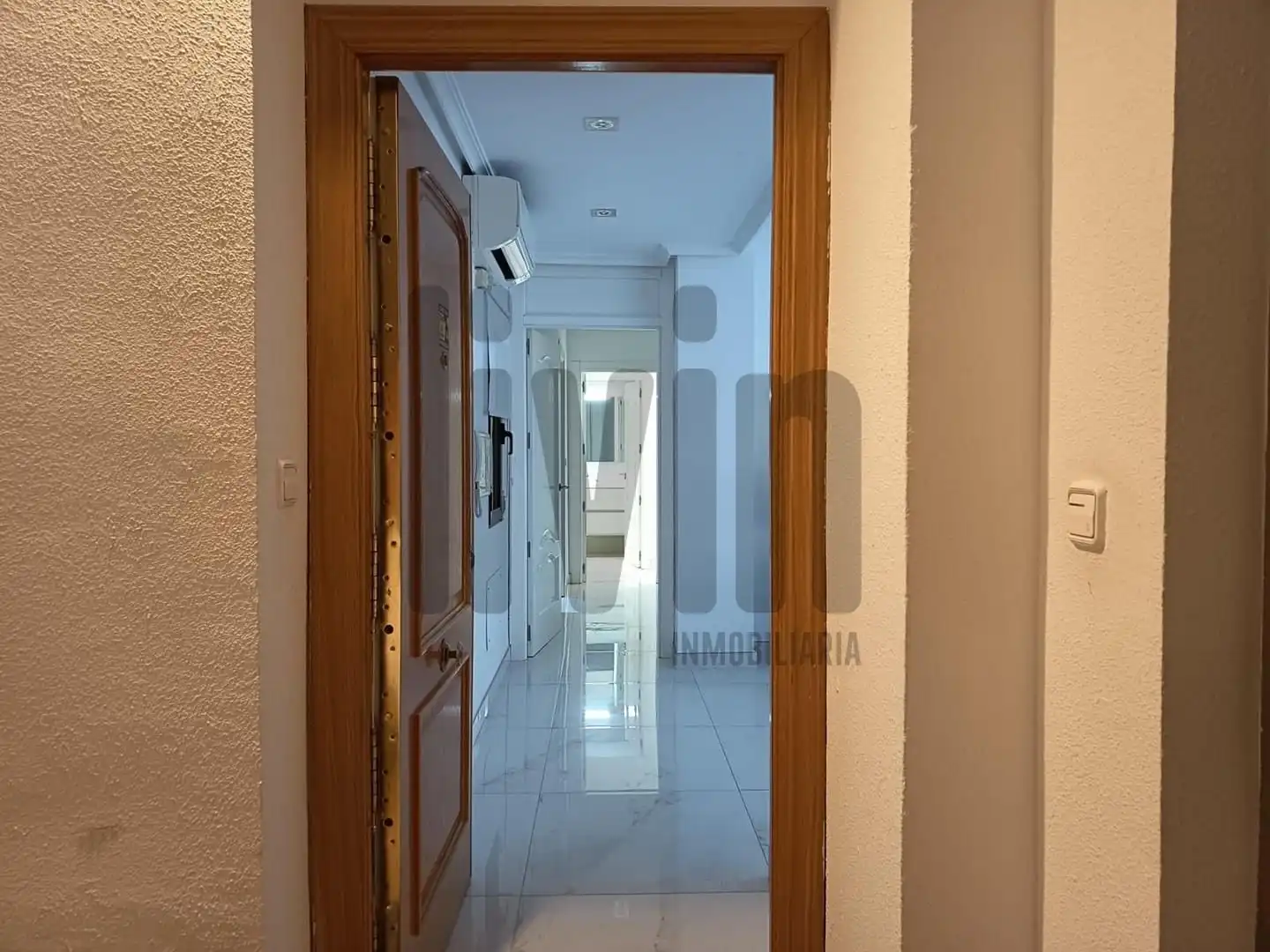Wohnung zur Miete in Jaén mit Klimaanlage, Terrasse und Möbliert