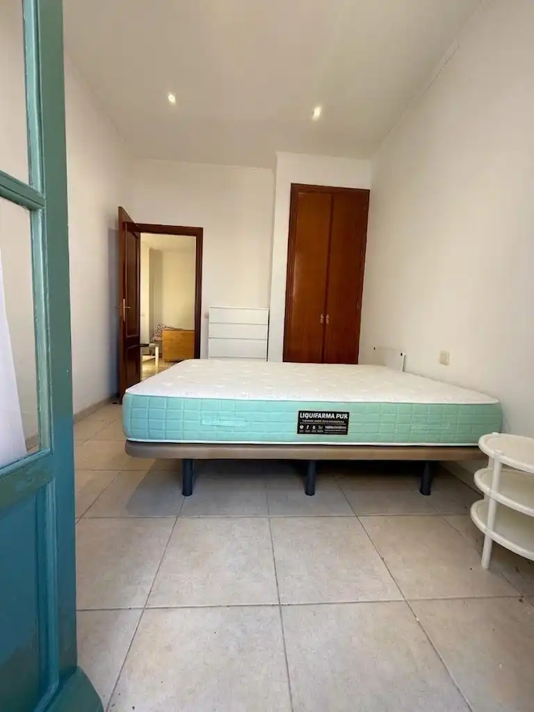 Bedroom of Apartments for sale in Málaga  with Terrace, Furnished and Balcony