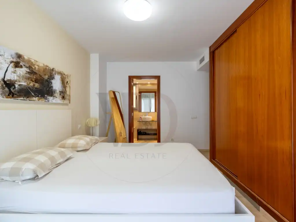 Habitación de Apartamento de alquiler en Eivissa con Aire acondicionado, Terraza y Piscina comunitaria