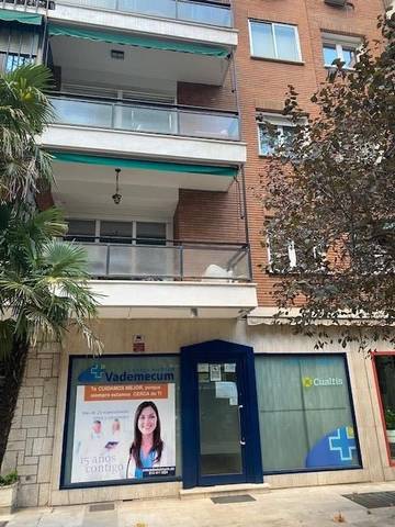 Local comercial en Alquiler en Vallehermoso