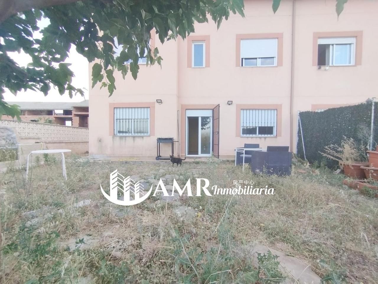 Exterior view of House or chalet for sale in Chozas de Canales  with Heating, Terrace and Balcony
