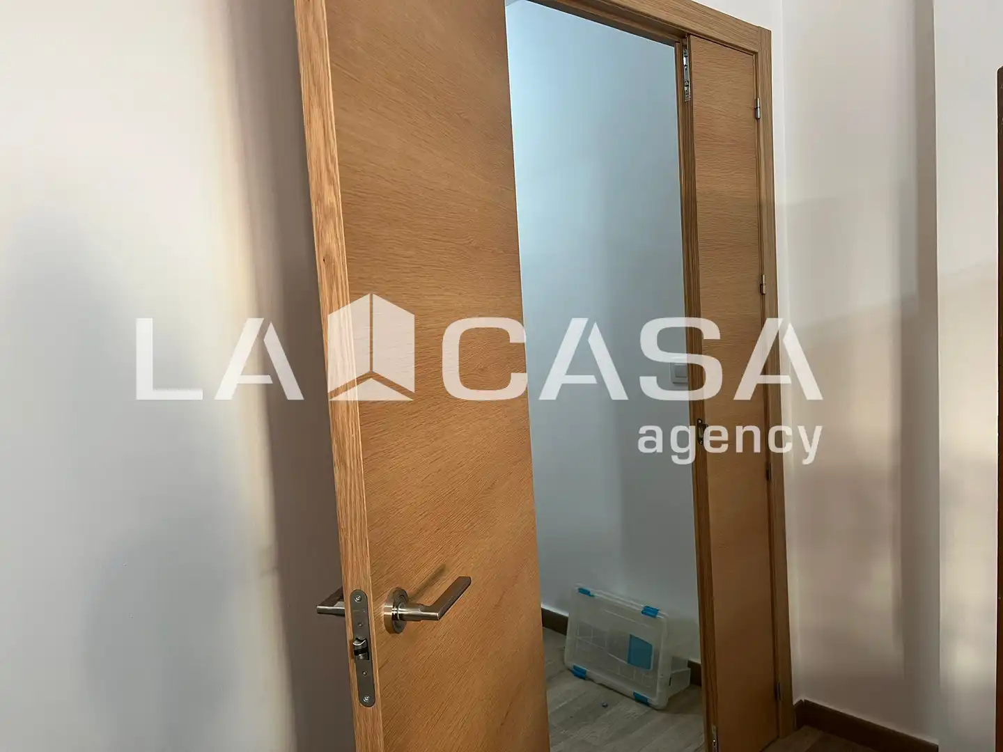 Flat with terrace for sale in Calle Radio Algeciras, imagen 6