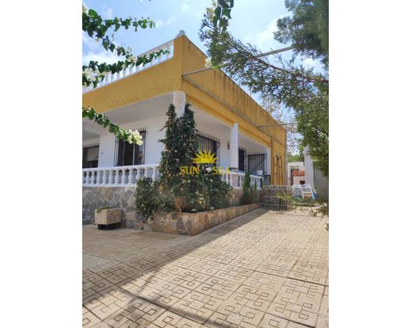 Casa-chalet en Alquiler en Los Urrutias