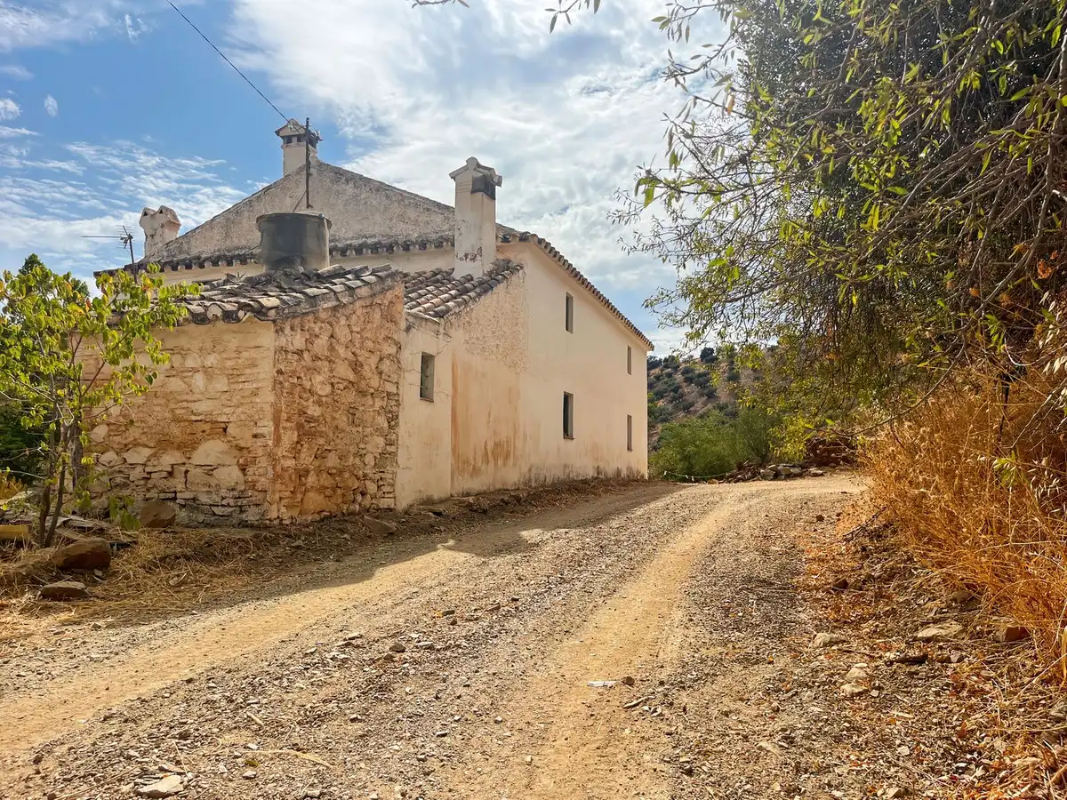 Außenansicht von Country house zum Verkauf in Málaga mit Abstellraum