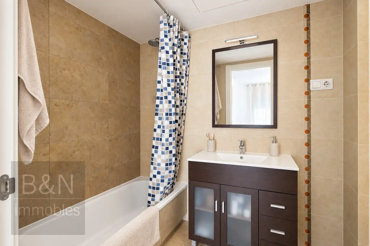Flat with terrace for sale in Nord-oest, imagen 17
