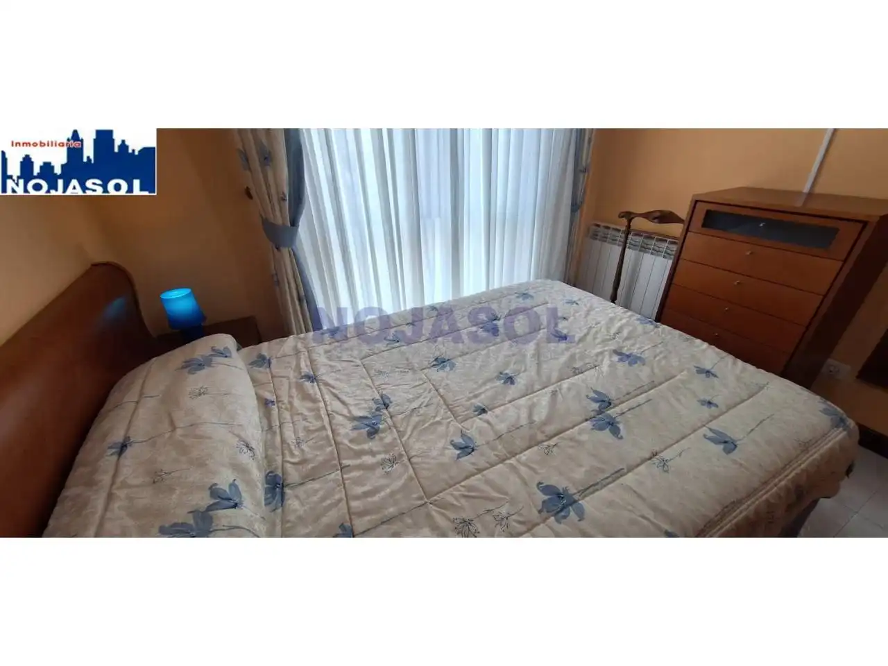 Dormitori de Apartament de lloguer en Noja amb Calefacció, Jardí privat i Terrassa