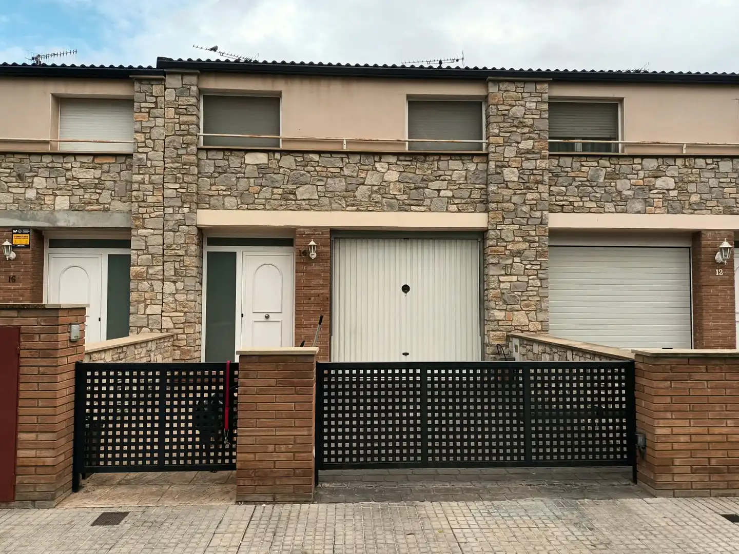 Adossat amb jardí en venda a Agramunt, imagen 28