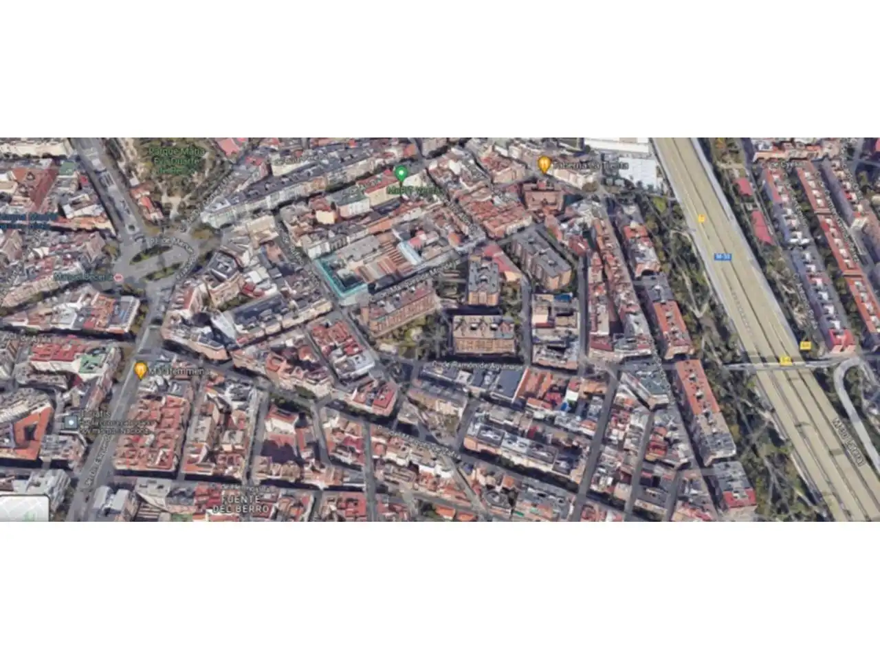 Exterior view of Commercial properties for rent in Madrid  with Air Conditioner