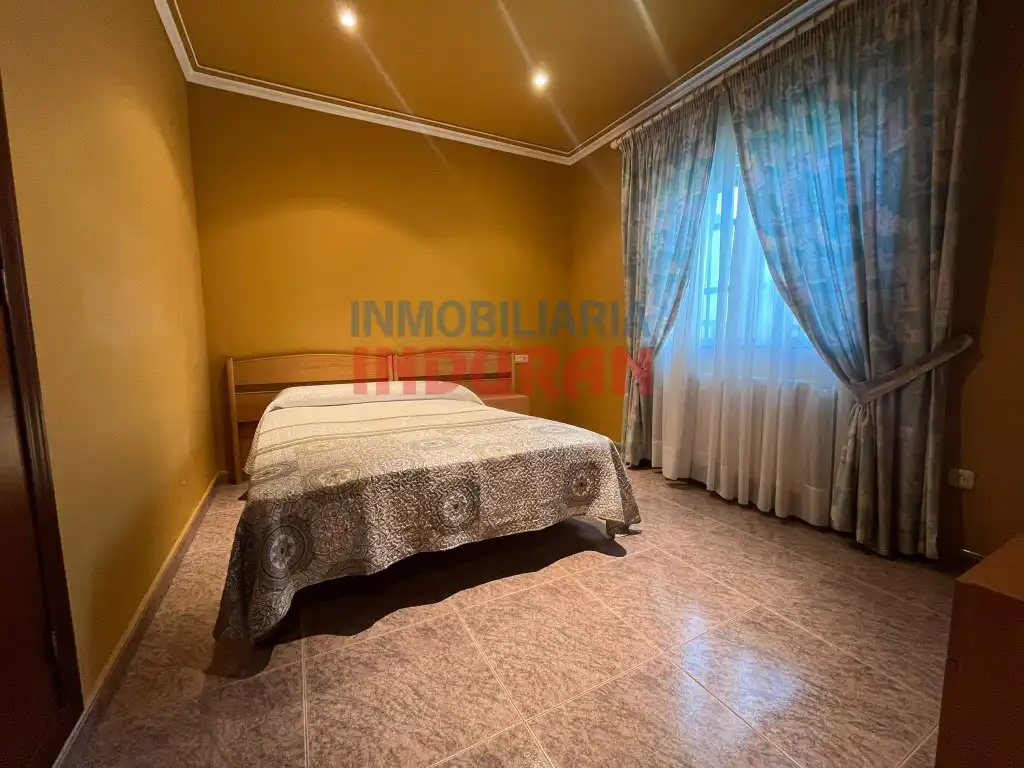 Bedroom of Houses for sale in Carrascalejo