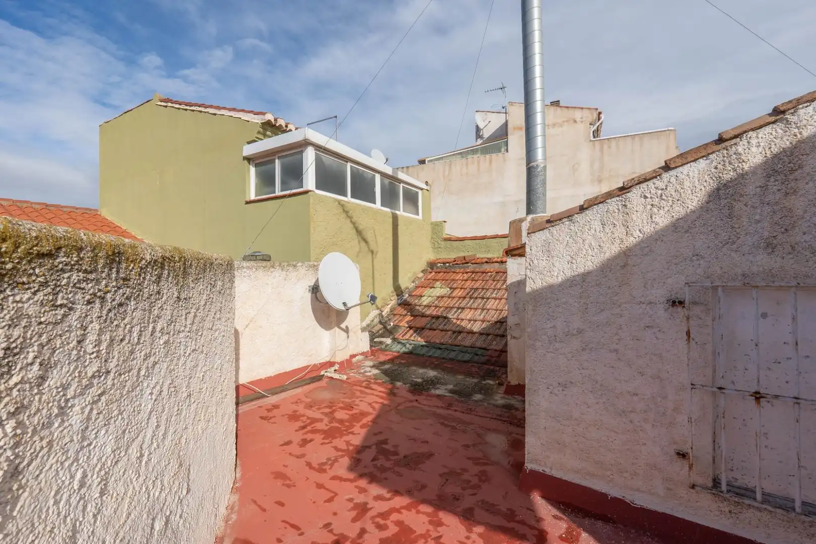 Außenansicht von Residential zum Verkauf in Armilla