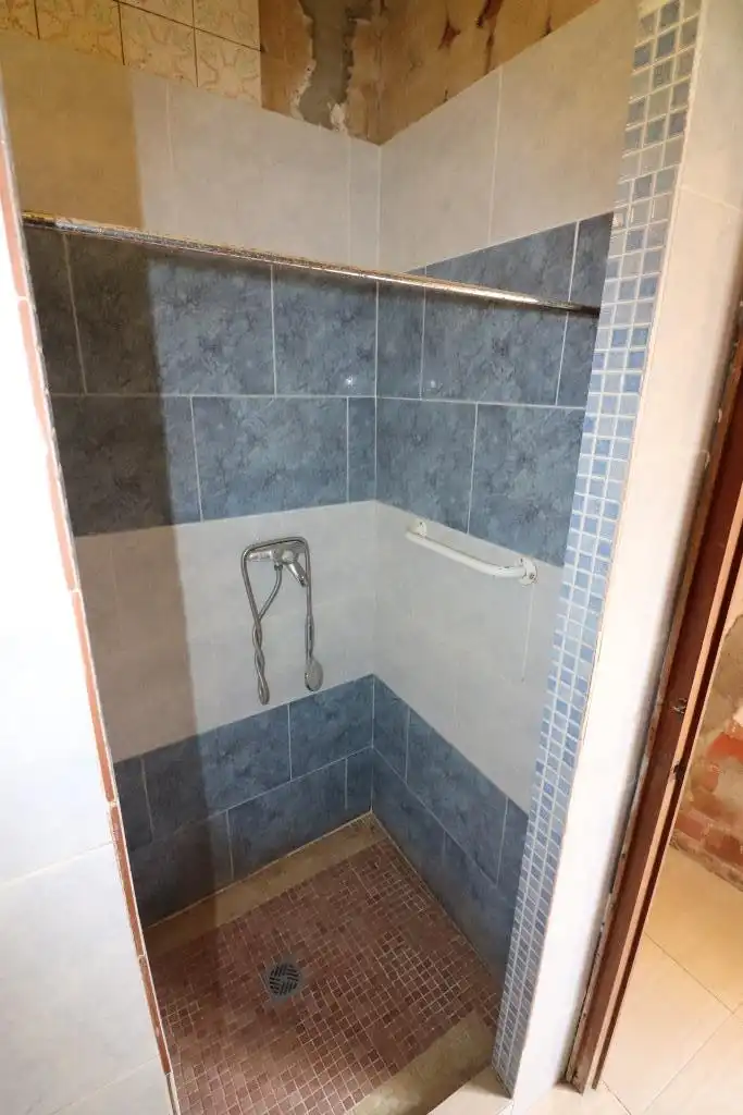 Bathroom of Detached homes for sale in Alborache  with Terrace