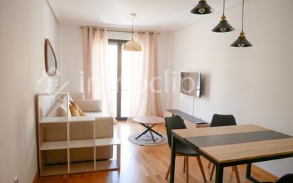 Living room of Flat for sale in Salamanca Capital  with Heating and Furnished