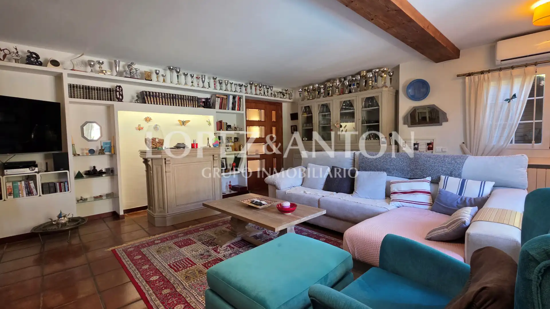 Wohnzimmer von Haus oder Chalet zum Verkauf in L'Eliana mit Klimaanlage, Heizung und Privatgarten