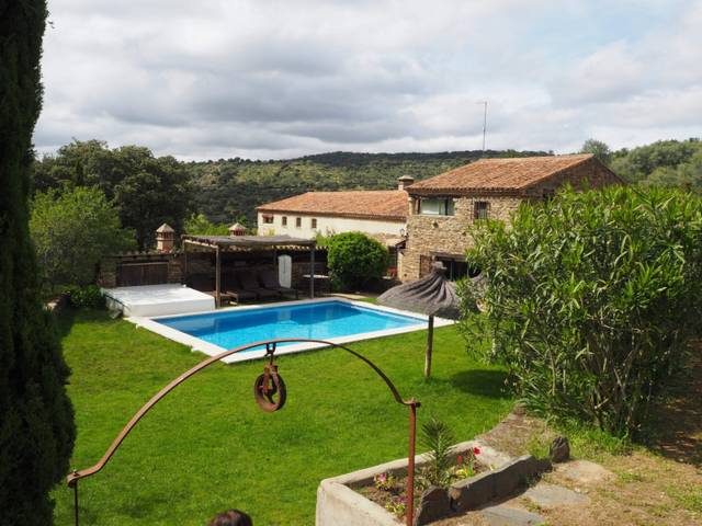 Casa-chalet en Venta en Madroñera - LAS ANIMAS en Madroñera