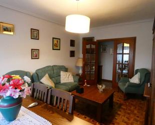 Living room of Flat to rent in  Toledo Capital  with Air Conditioner, Terrace and Balcony