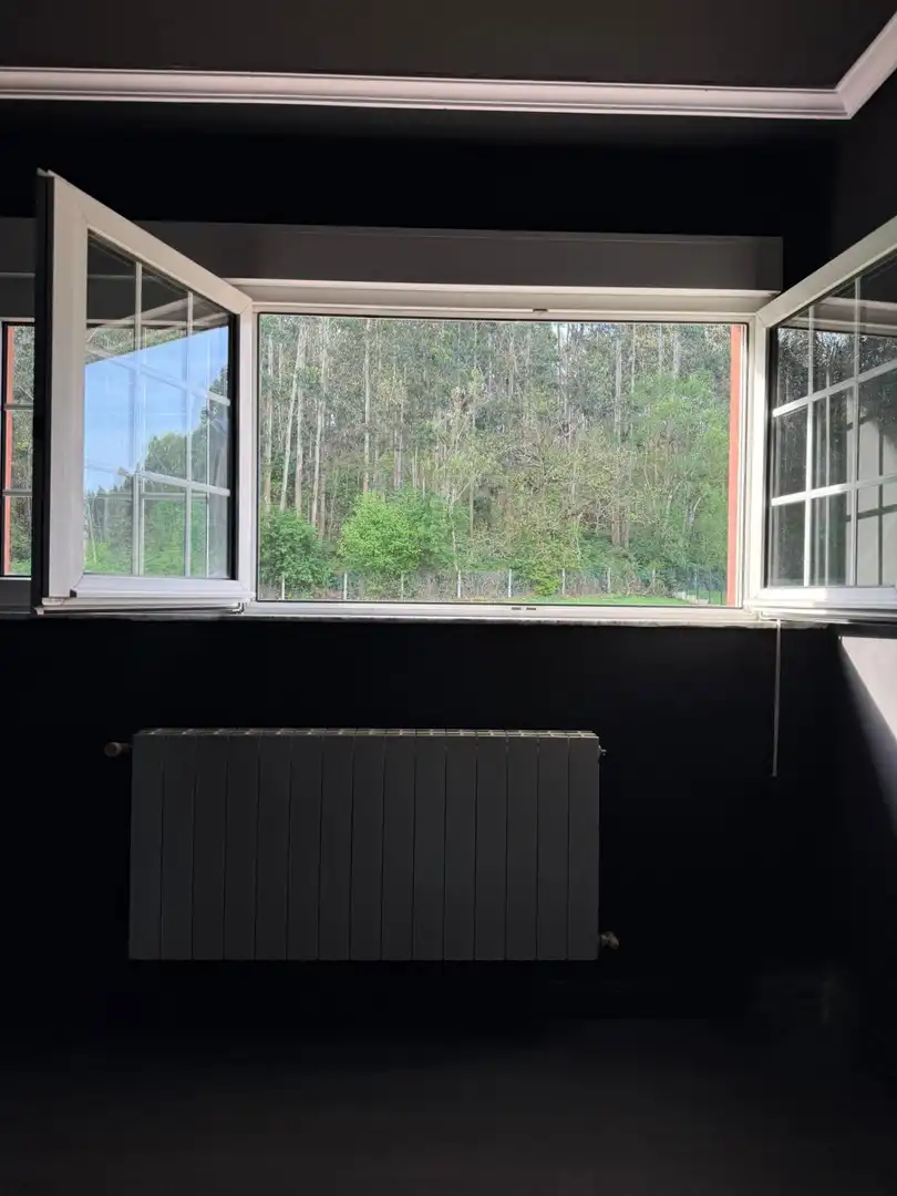 Terrassa de Casa o xalet en venda en Corvera de Asturias amb Calefacció, Jardí privat i Terrassa