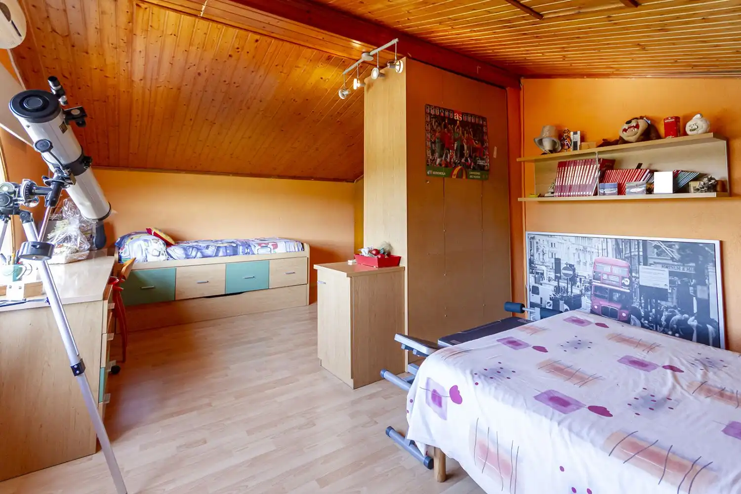 Bedroom of Houses for sale in Sant Martí Sarroca  with Air Conditioner, Heating and Terrace