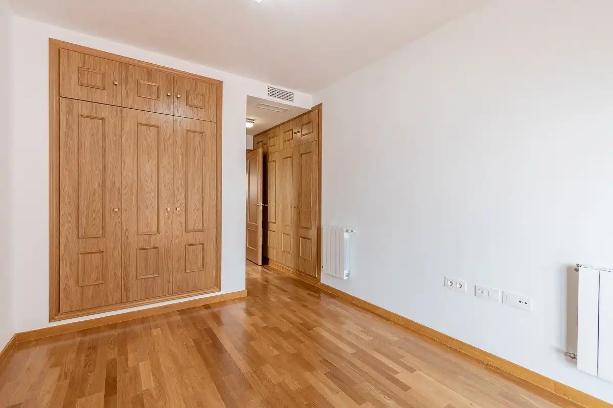 Flat for rent in Avenida DE LA ILUSTRACION, Campus de la Salud