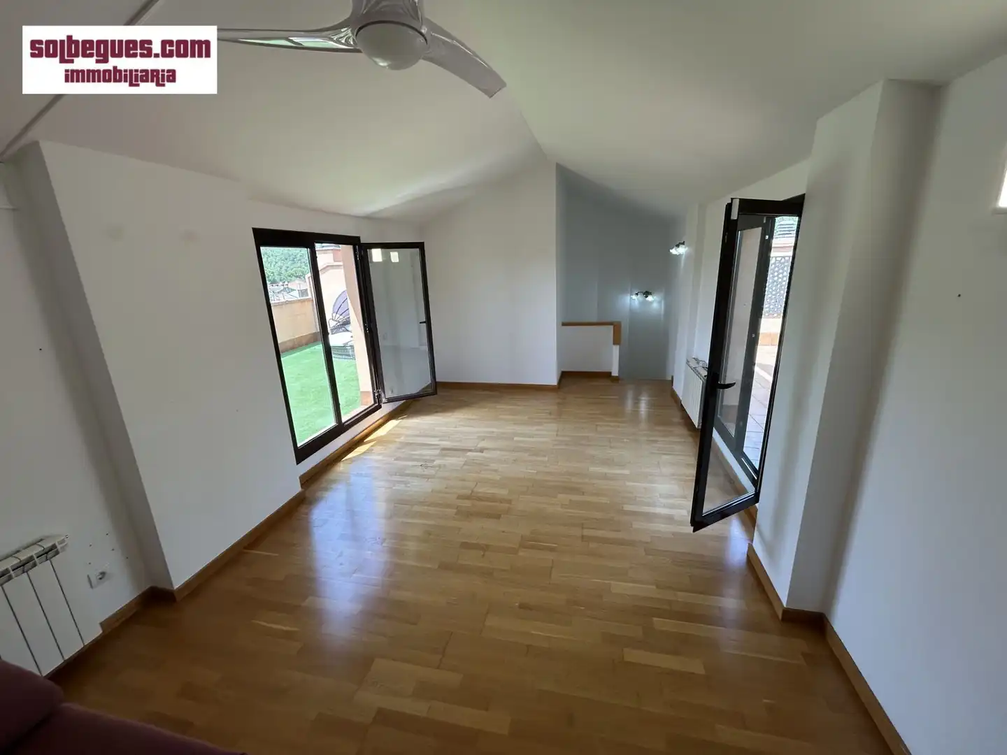 Dúplex en venta en Begues con Calefacción, Terraza y Trastero