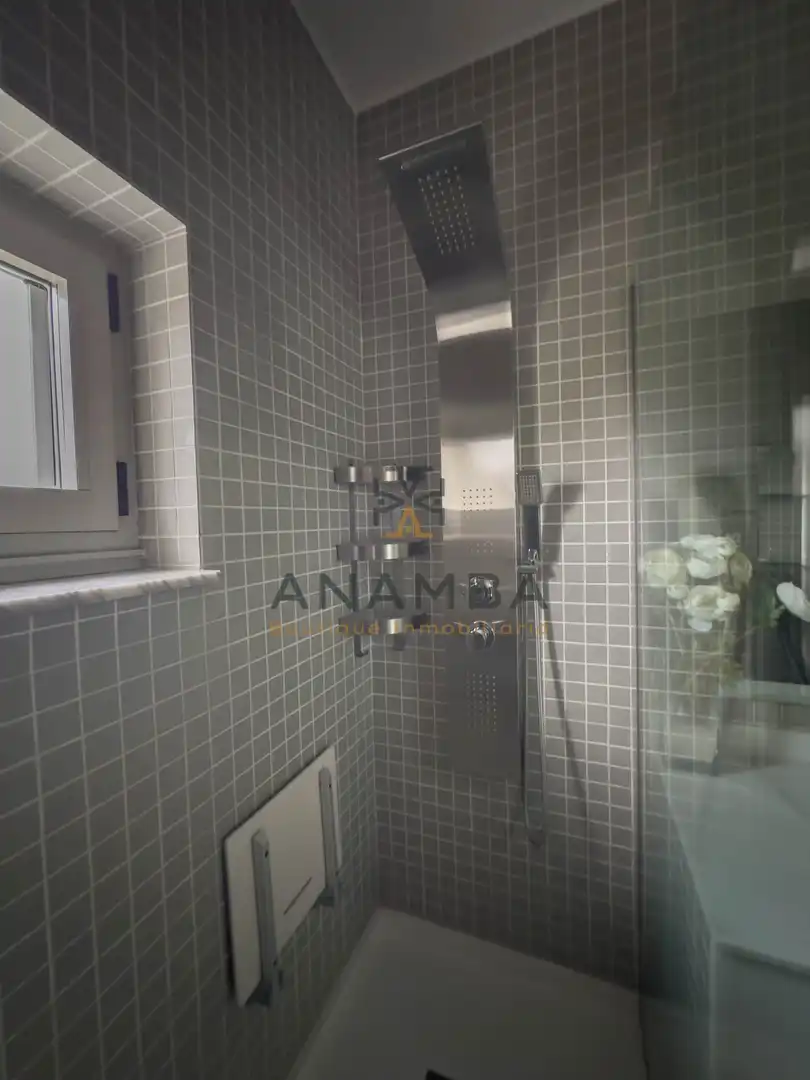 Bathroom of Houses for sale in Muros de Nalón  with Storage room