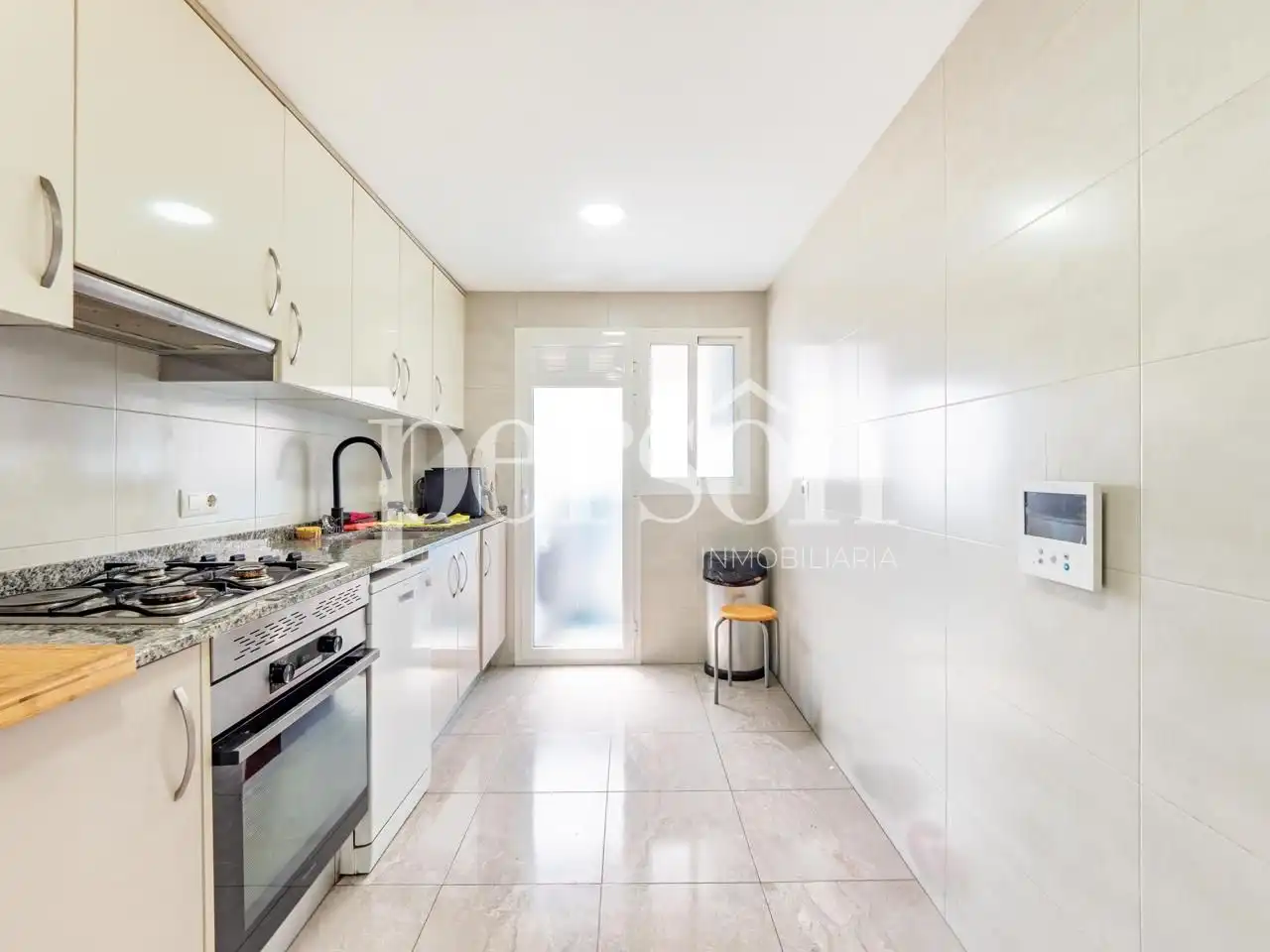Cocina de Piso en venta en Valencia con Aire acondicionado, Terraza y Amueblado