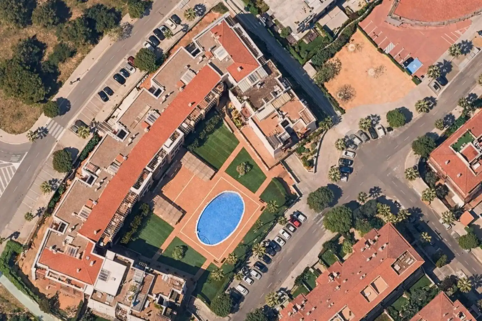 Vista exterior de Piso en venta en Sitges con Aire acondicionado, Calefacción y Jardín privado
