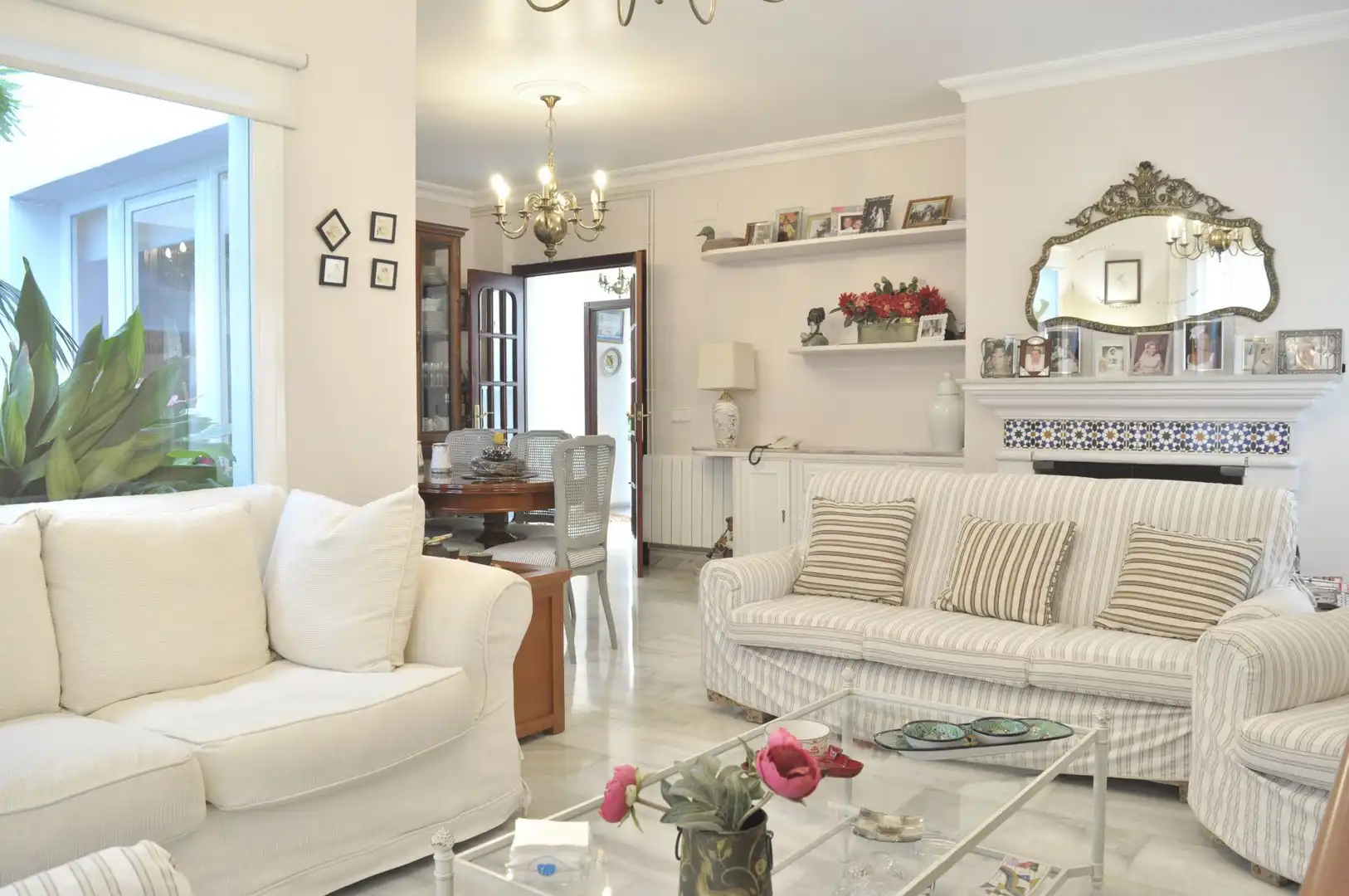 Living room of Houses for sale in Jerez de la Frontera  with Air Conditioner, Heating and Private garden