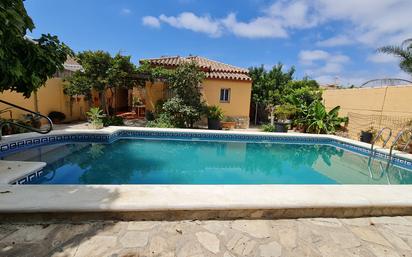 Swimming pool of House or chalet for sale in Chiclana de la Frontera  with Private garden, Terrace and Swimming Pool