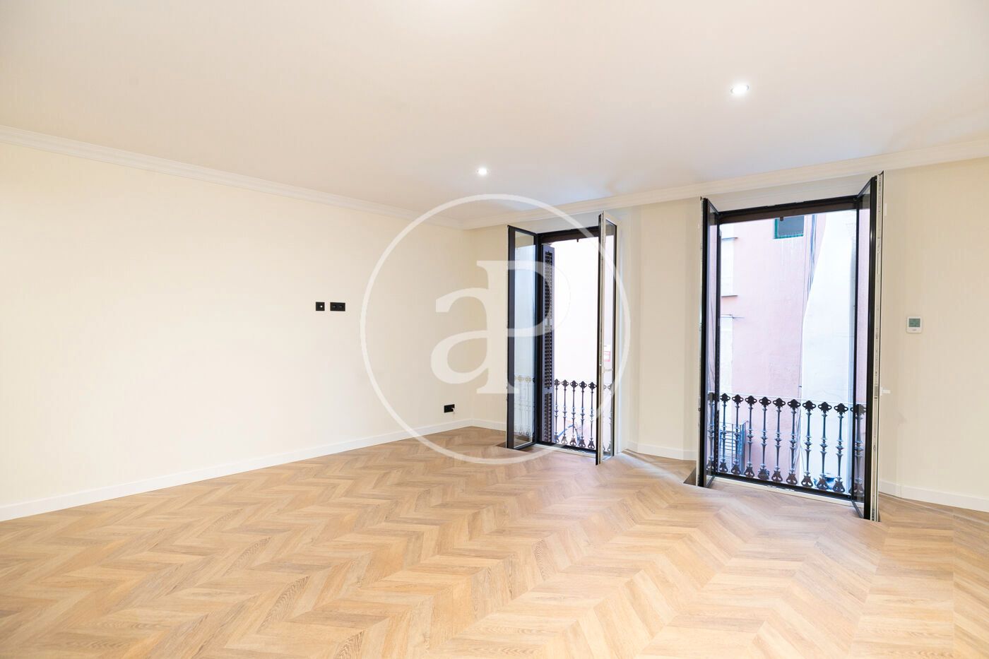 Habitación de Piso en venta en  Barcelona Capital con Aire acondicionado, Calefacción y Terraza