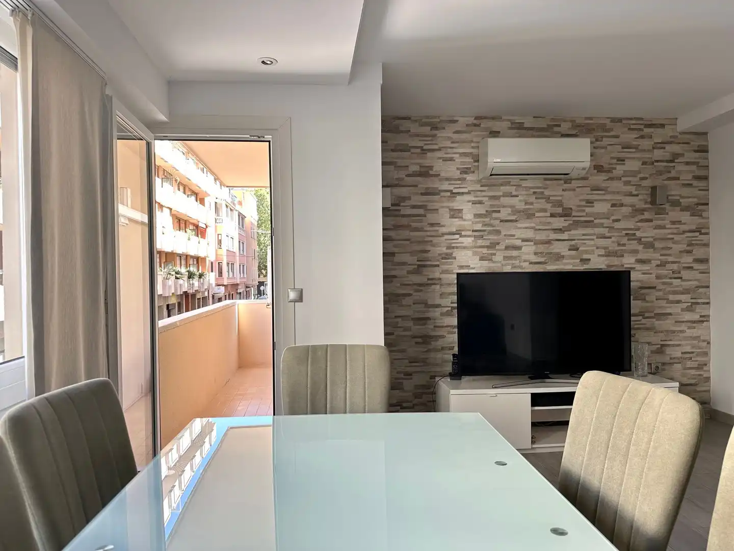 Apartament amb terrassa en venda a Llevant