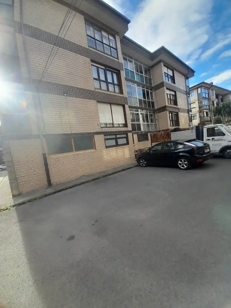 Parkplatz von Wohnung zum Verkauf in Sopela mit Balkon