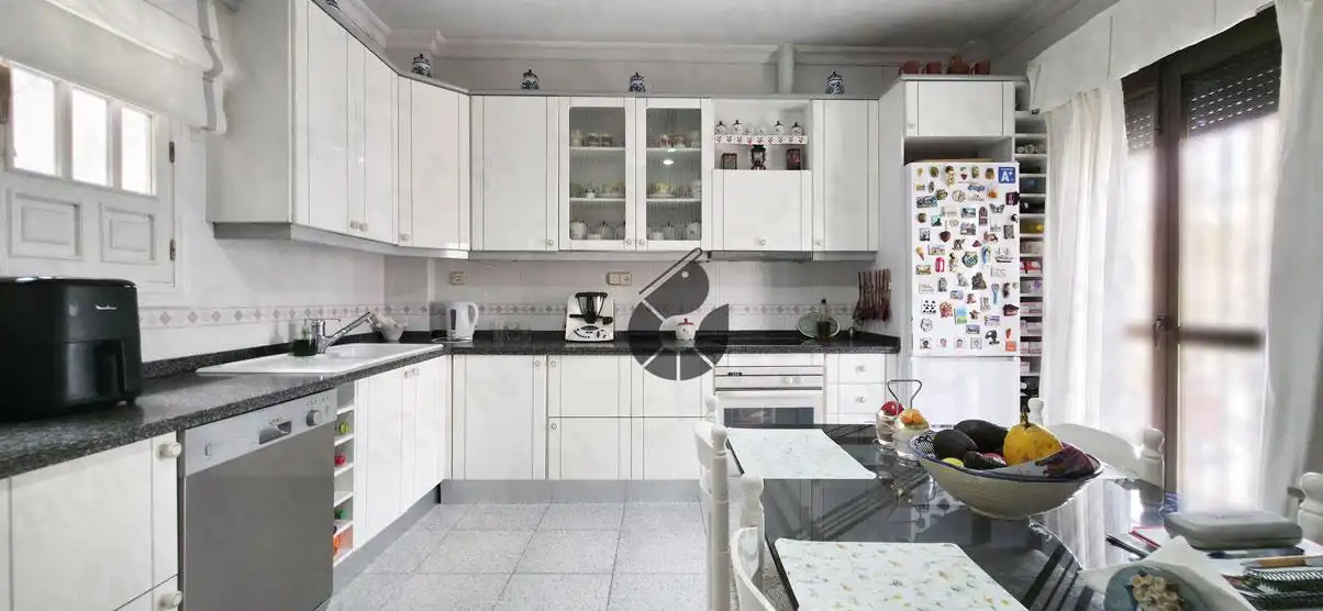 Cocina de Casa o chalet en venta en Coria del Río con Aire acondicionado, Terraza y Trastero
