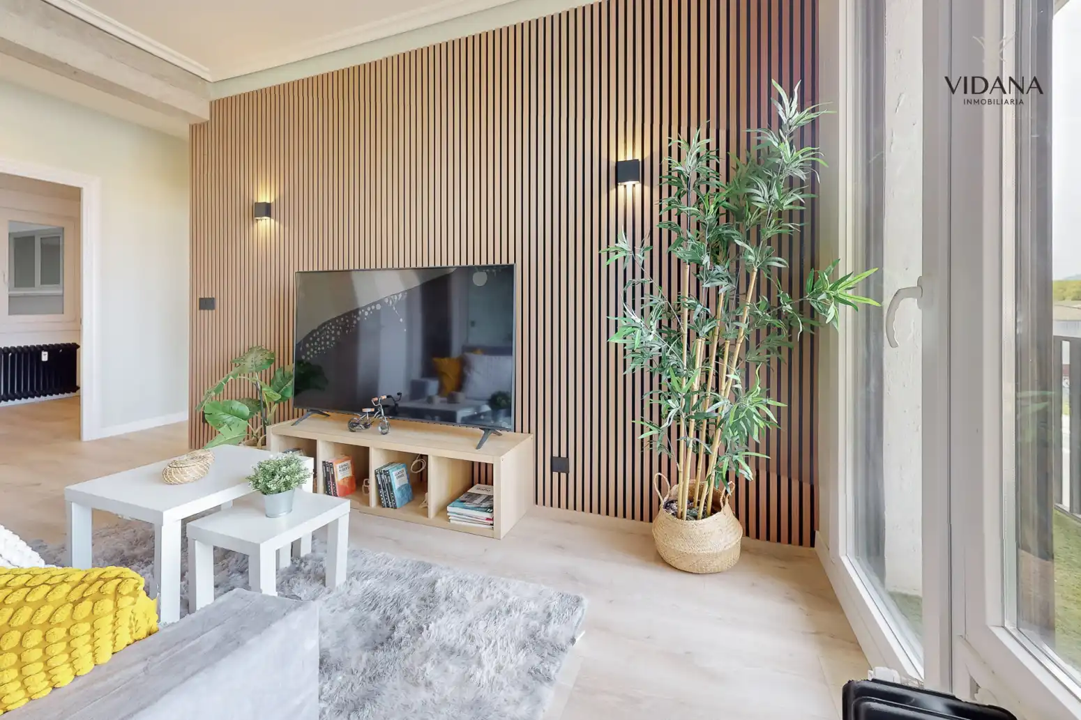 Sala de estar de Piso en venta en  Pamplona / Iruña con Calefacción, Parquet y Terraza